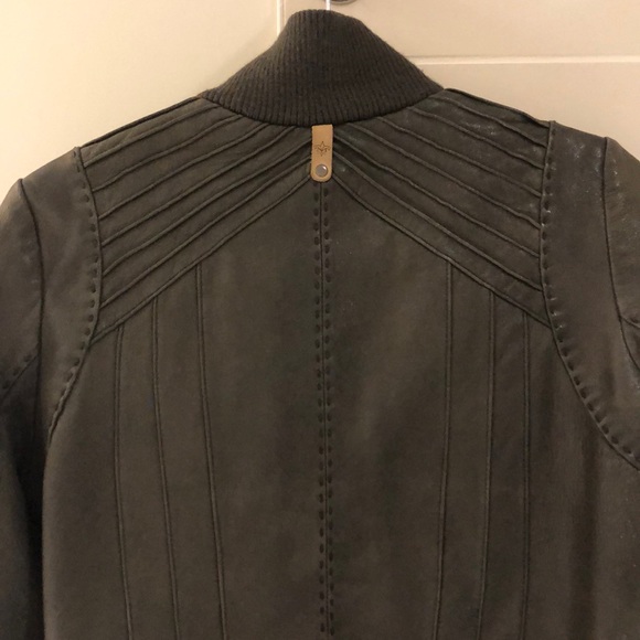 Mackage for Aritzia Women’s leather jacket - Picture 4 of 10